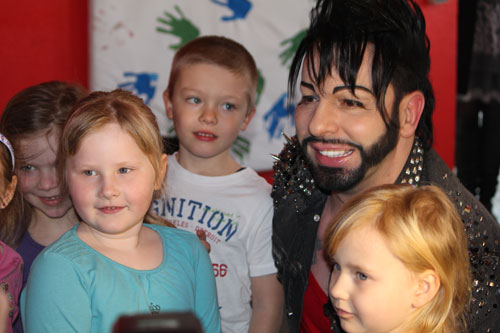 Kinderzimmer Tapeten Gl??ckler : die Marburger Tapetenfabrik verwandeln jetzt mit ihrer neuen Tapeten Kinderzimmer Tapeten Gl??ckler : die Marburger Tapetenfabrik verwandeln jetzt mit ihrer neuen Tapeten